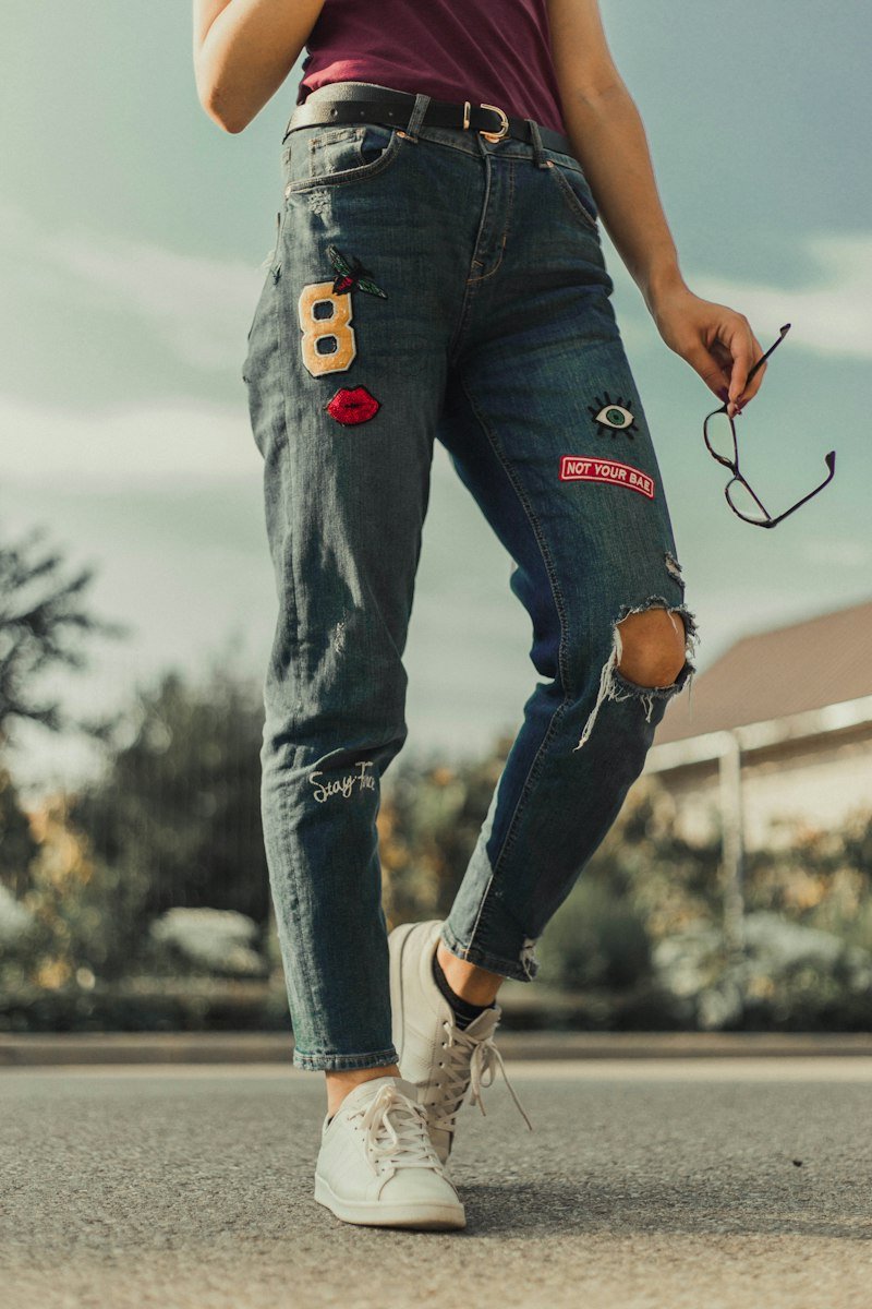 بنطلون جينز بيرشكا بقصة مستقيمة — Bershka Wide Leg Denim Jeans
